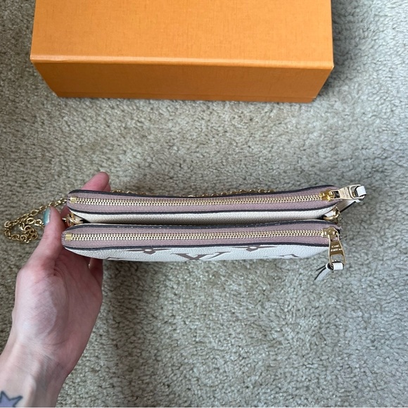 Louis Vuitton double zip pochette empreinte leather crème rose de bois rosewood - Picture 5 of 16